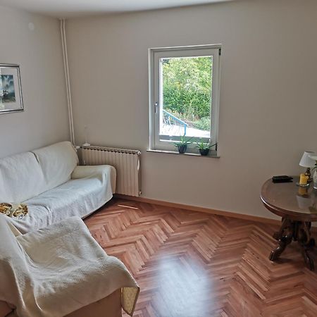 Istracycle Apartment Lucija Bagian luar foto