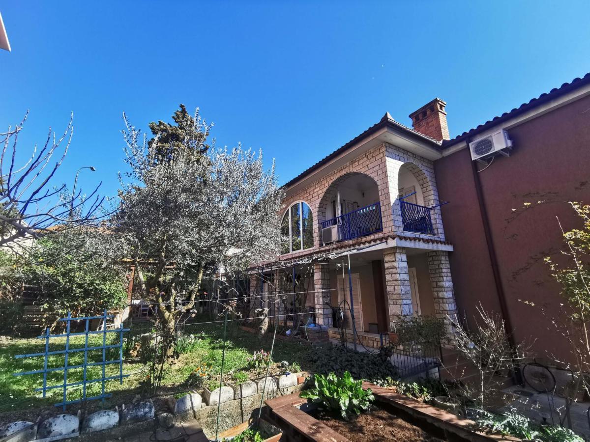 Istracycle Apartment Lucija Bagian luar foto