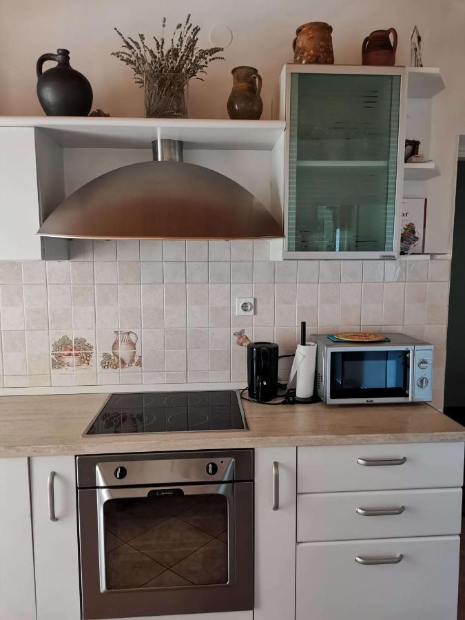Istracycle Apartment Lucija Bagian luar foto
