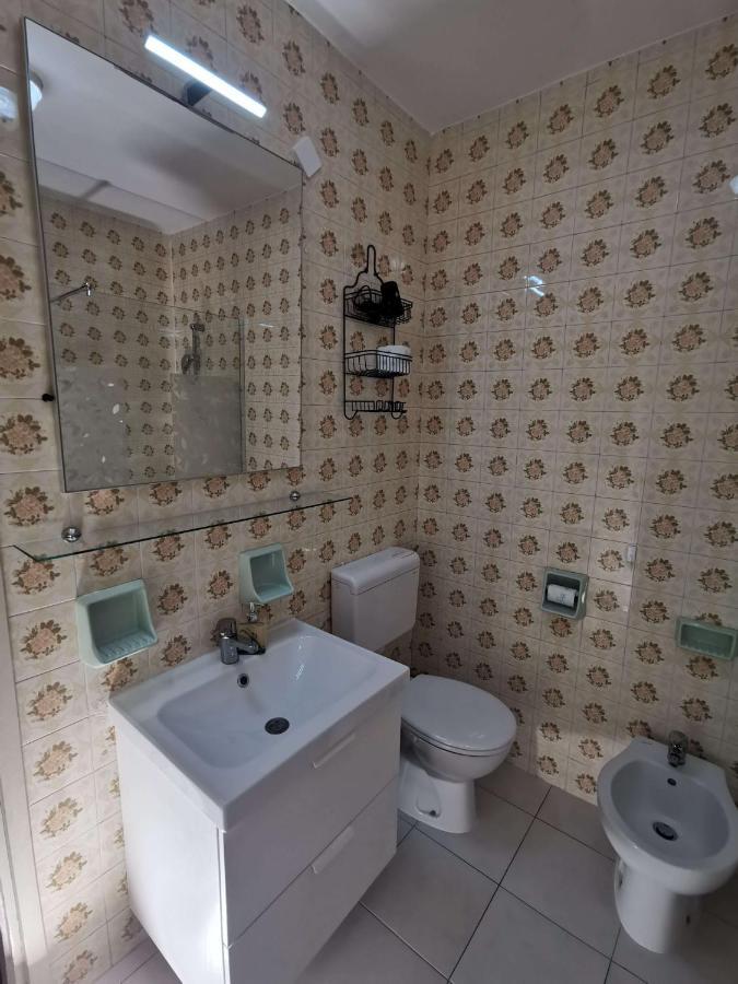 Pri Noni "Istracycle" Apartment Lucija Bagian luar foto